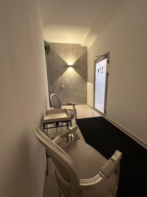 Salt Inn Apartments No 2 - Jacuzzi Величка Екстер'єр фото